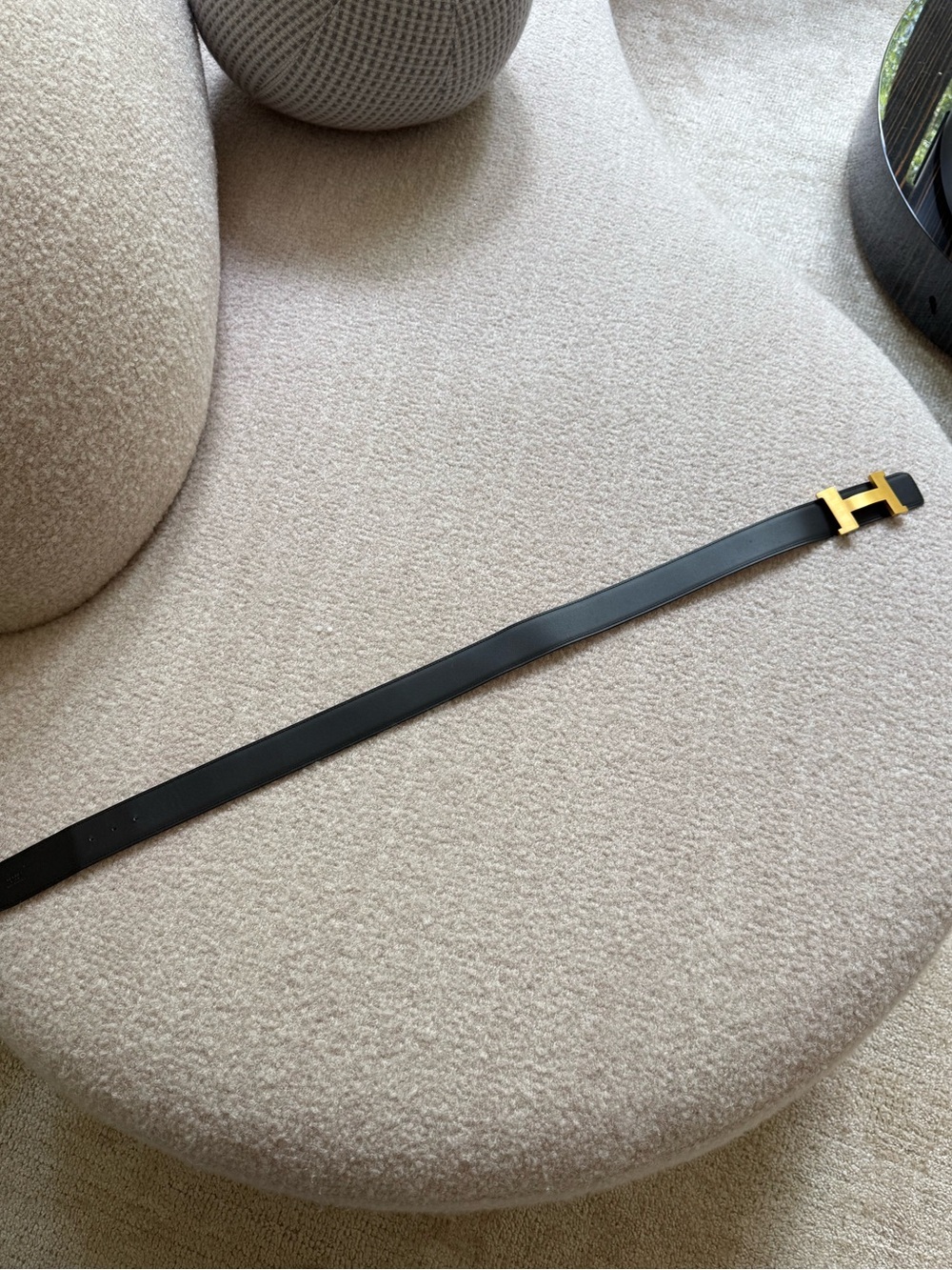 Hermès Black Reversible Belt with Gold 'H' Buckle - Picture 5 of 7
